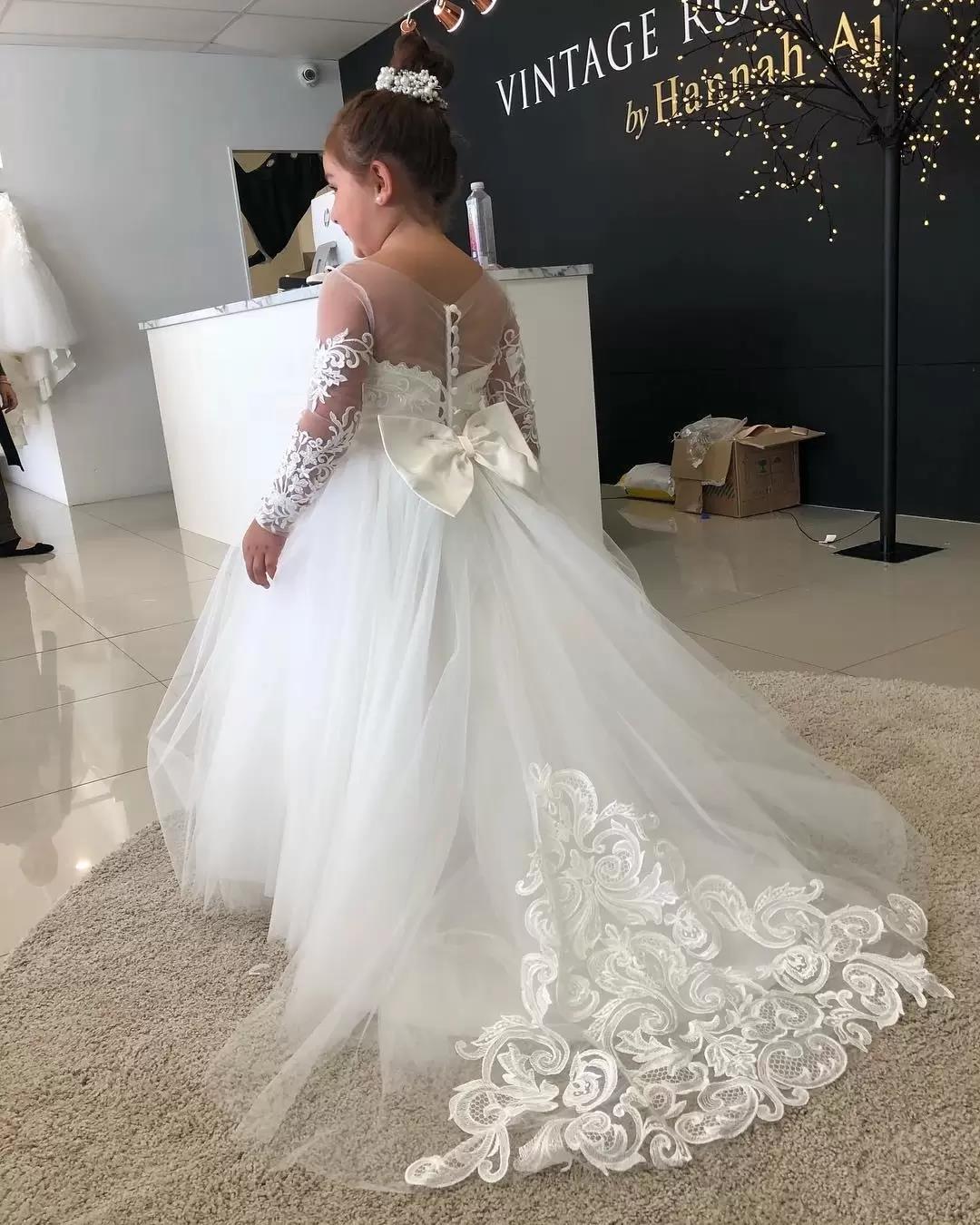Illusion ￠ manches longues robes de fille de fleur en tulle pour les enfants de mariage en dentelle appliqu￩e petite fille robes de bal de concours d'anniversaire