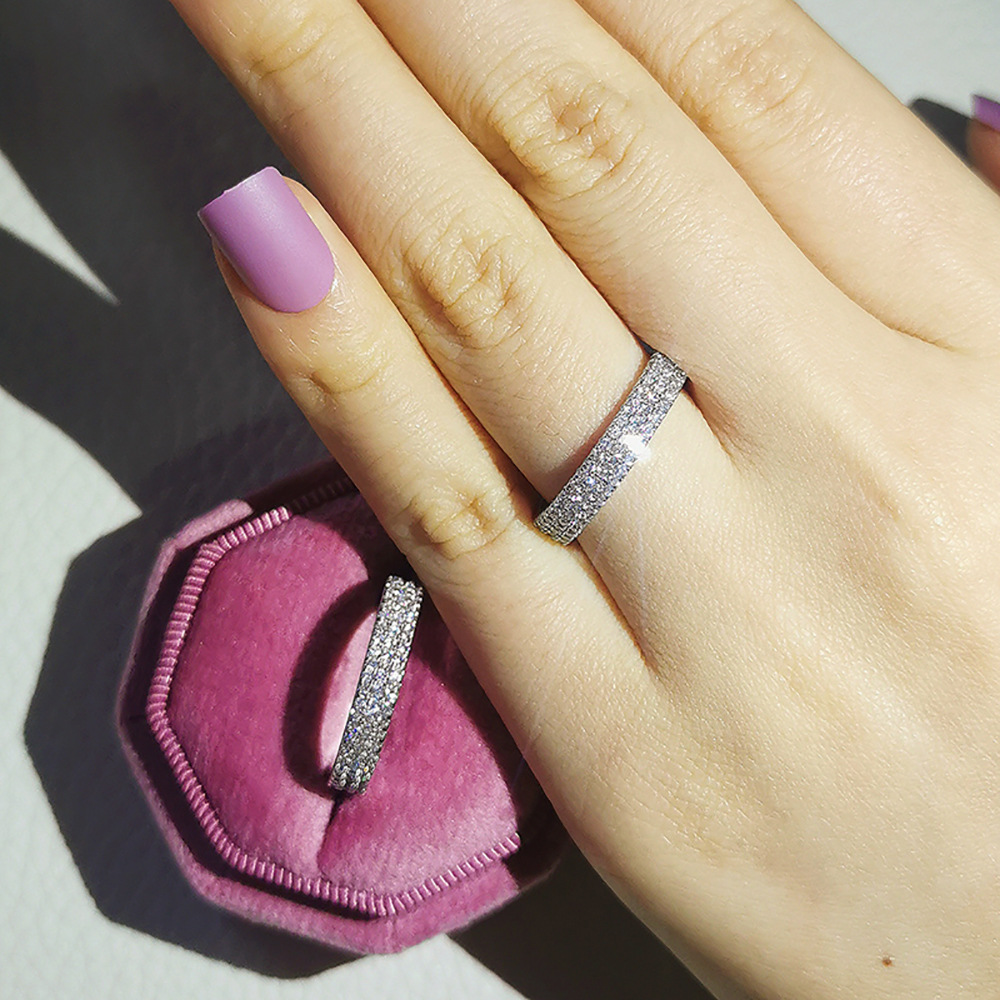 J￳ias de luxo espumante 925 Sterling Silver Princess Cut Topaz Branco CZ Diamond Promessa Casamento Ring Ring Presente 20 Estilos