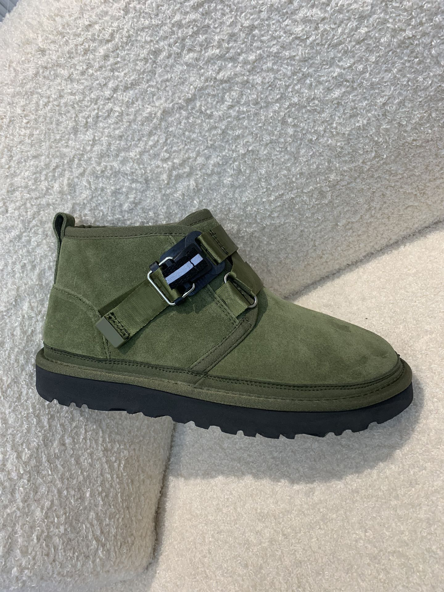 Designer Men's Industrial Snow Boots Autumn e Winter Warm Slipperss Casual Outdoor Workwear Militar n￣o deslizamentos Brown All-Match Sapatos masculinos Tamanho 39-44