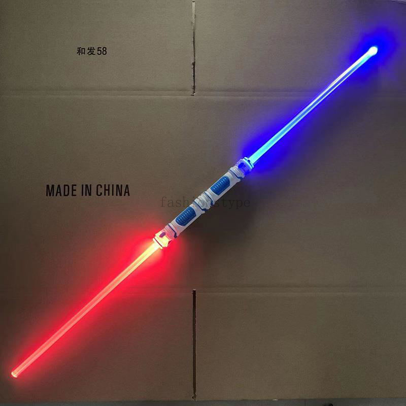 LED Fidget Toy Laser Sword 2 en 1 Lightsaber Couleur Rétractable Induction Lumière Cadeau Pour Les Enfants