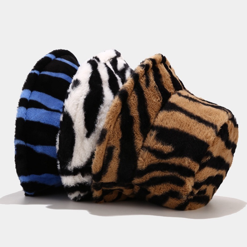 Stingy Brim Hats Winter Zebra Pattern Faux Fur Fluffy Bucket Hats Women Outdoor Warm Sun Hat Soft Velvet Furly Fisherman Cap Lady Fashion Panama 220927