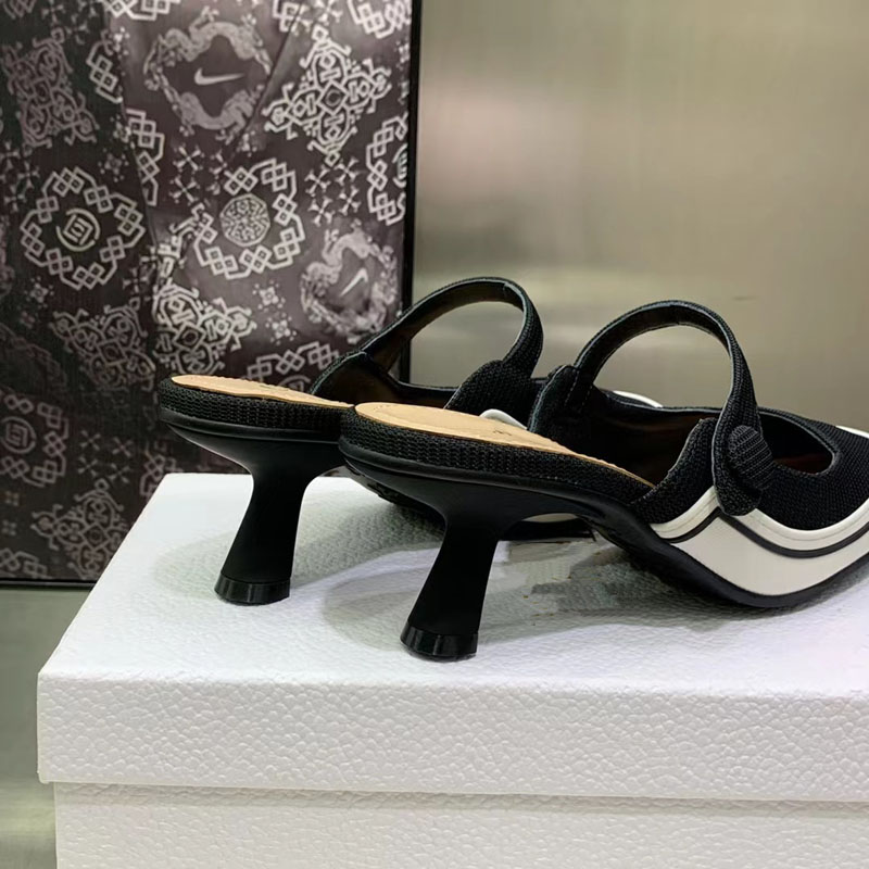 Toe à orteil carré pour femmes maryjane talons sandales concepteur luxe réel en cuir style sportif féminin chat sandal printemps automne tailles tailles 36-42