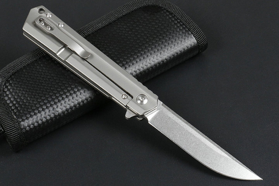 HOT M6674 FLIPPER FOLD KNIV D2 STEN Tvätt Drop Point Blade CNC TC4 Titanlegering Handle Boll Bearing EDC Pocket Folder Knives With Nylon Bag