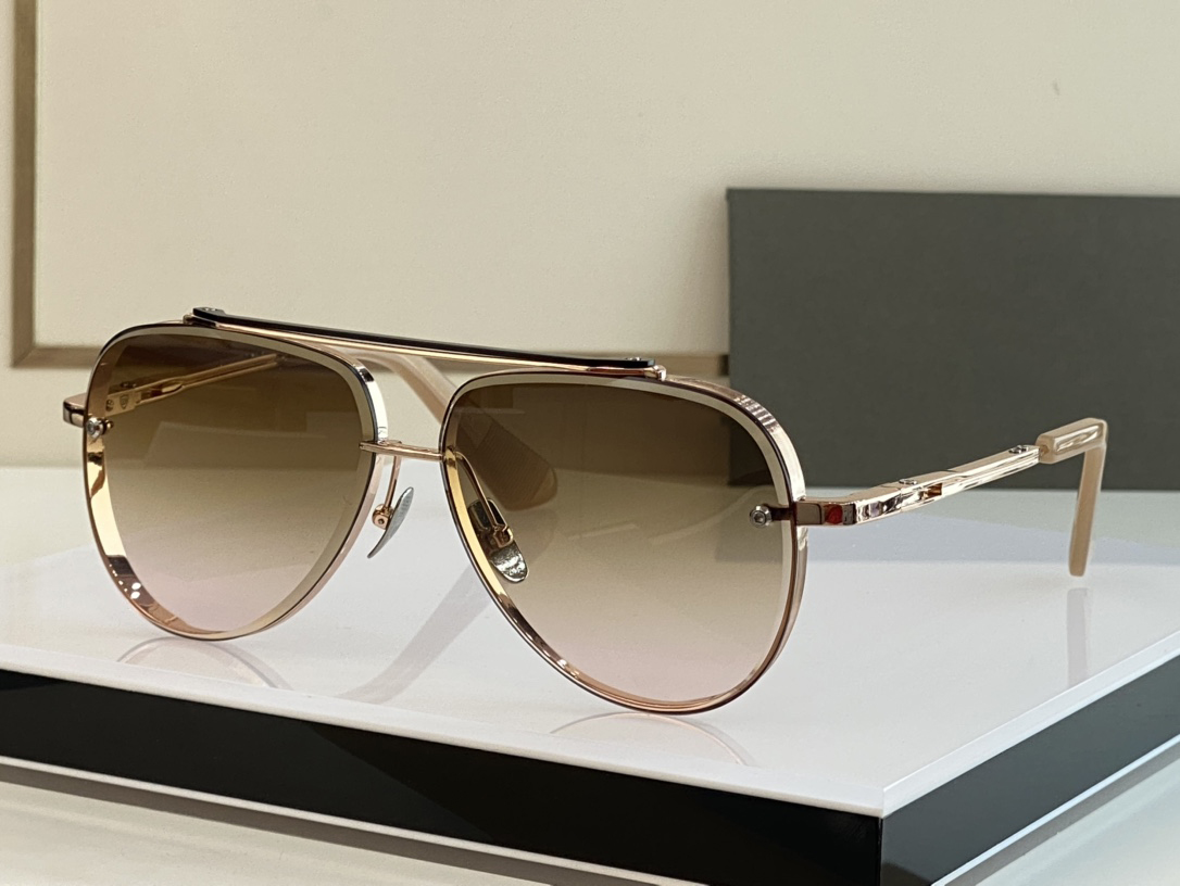 Heiße Luxus-Designer-Sonnenbrille für Männer, Herren-Sonnenbrille für Damen, modisches Design, verdickter Metallrahmen, schwarze UV400-Schutzgläser im Avantgarde-Stil mit Etui