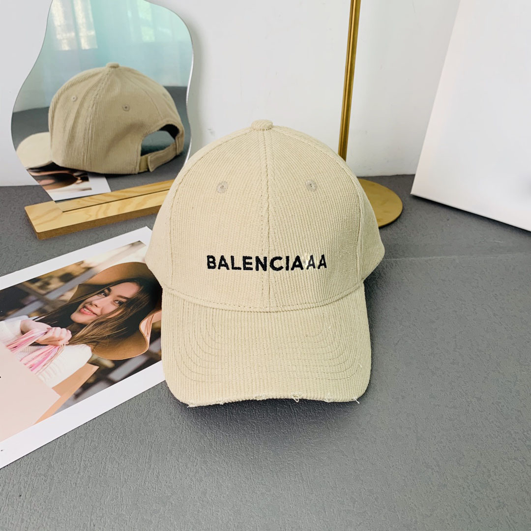 Bollmössor Par Fashion Designer Baseball Cap Casquette Autumn and Winter Warm Corduroy Alphabet