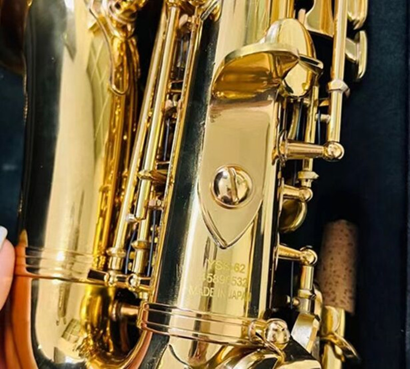 Japan YSS-62 B-B-Bend Curved Soprano Saxophone Gold Sax Utsökt djupmönster Professionell Saxo Soprano Musikinstrument