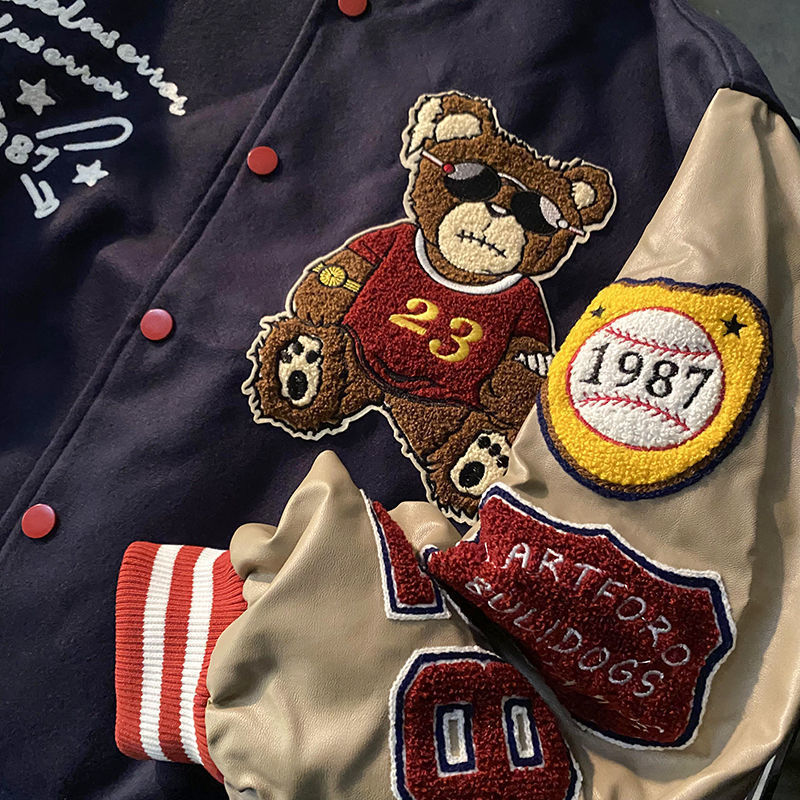 Herrenjacken Retro Bär bestickte Baseballuniform Männer und Frauen ins Frühling Lose Paar Straßenjacke Bomber Traf 220929