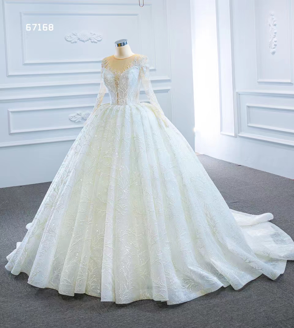 Elegant Long Sleeve Retro Luxury Train Sweetheart Collar A-Line Bridal Dress SM67168