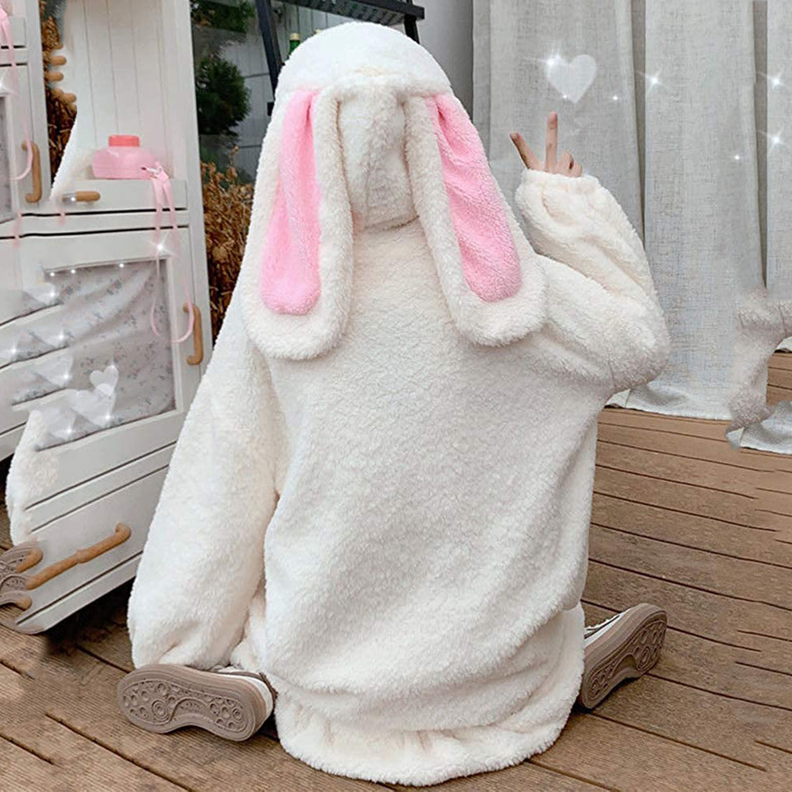 Hoodies للسيدات شتاء الشتاء دافئ kawaii أذنين أرنب النساء جائزة من النوع الثقيل فتاة لوليتا غطاء محرك الأقراص العارضة harajuku هوديي طويلة الأكمام 220930