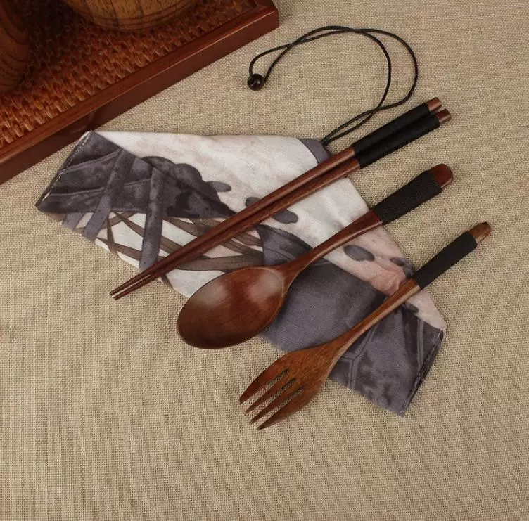 wholesale 3 pezzi / set bacchette di legno stile giapponese cucchiaio forchetta set creativo bomboniere personalizzate regali regalo di ritorno del partito DH985
