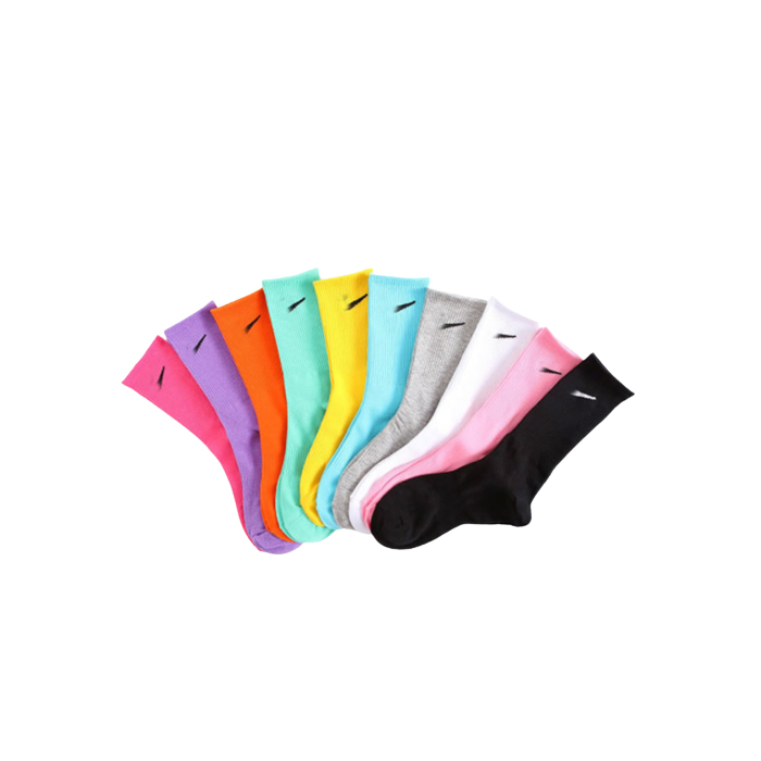 Party Favor Sale Sports Socks Par Long Socks Personlighet Kvinnlig Design Lärarskolestil Mixed Color Wholesale N med taggar