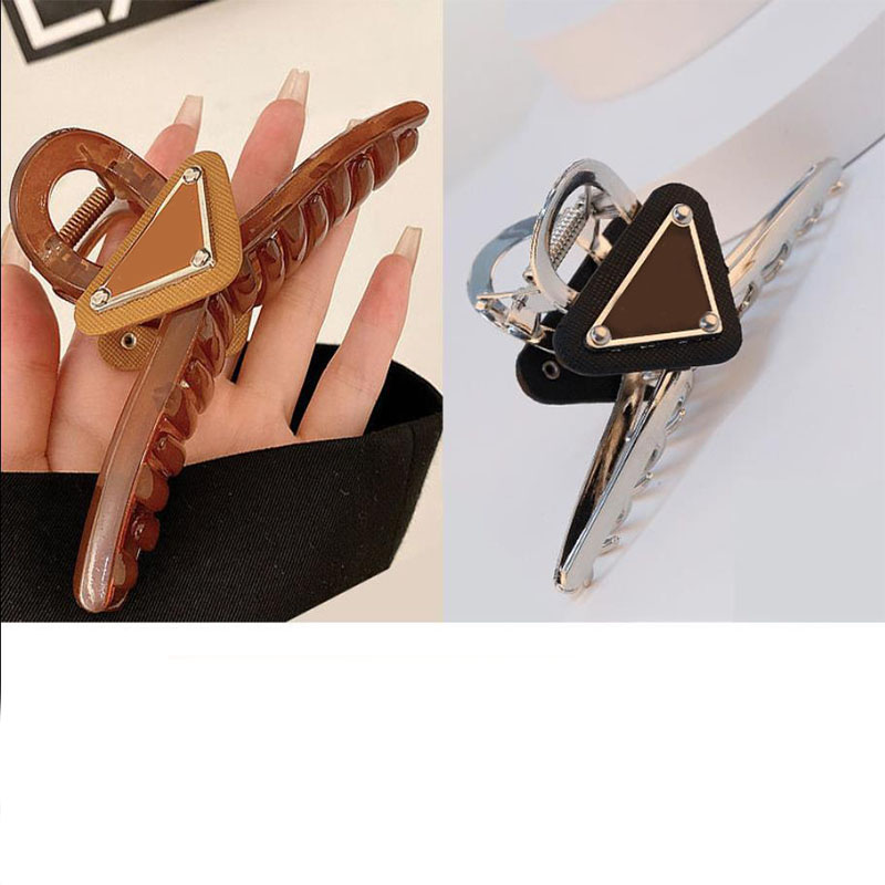 Luxury Fashion Fermens Designer Clips Hair Claws Big Square Crabs Clip Accessoires Hairpin pour femmes P Letter Bandwand W7259466