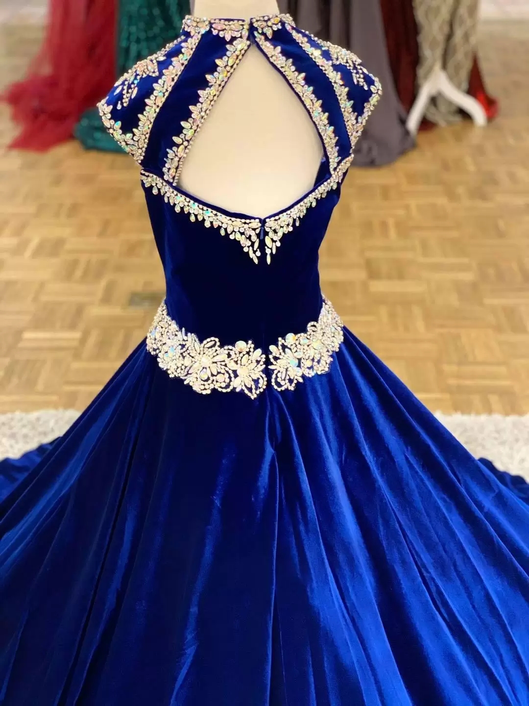 2022 Royal-Blue Velvet Pageant Dreess for Infant Toddlers Teens Cap Sleeve Ritzee Roise Ball Gown Long Little Girl 형식 파티 G272K