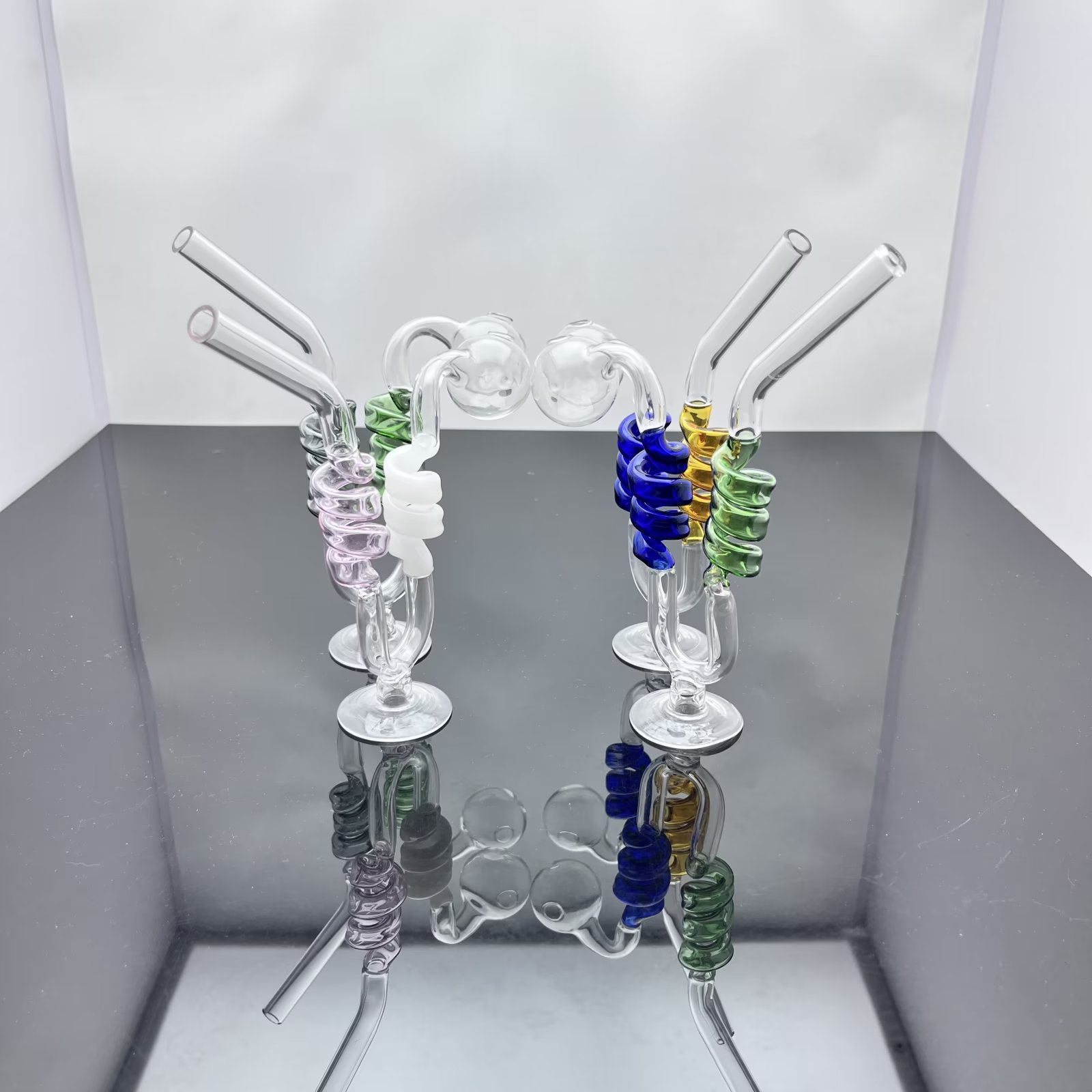 Fumando tubo mini cachimbo de vidro de vidro de vidro colorido forma de metal de cigarro de vidro de cor clássica com base