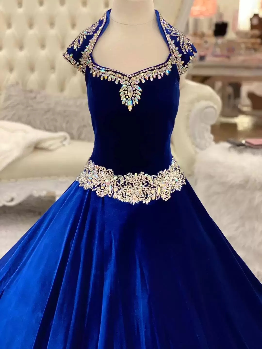 2022 Królew-niebieski aksamitne suknie konkursowe dla niemowląt maluche maluch nastolatków rękaw Ritzee Ritzee Ball Suknia Ball Long Mała dziewczynka Formalne suknie imprezowe