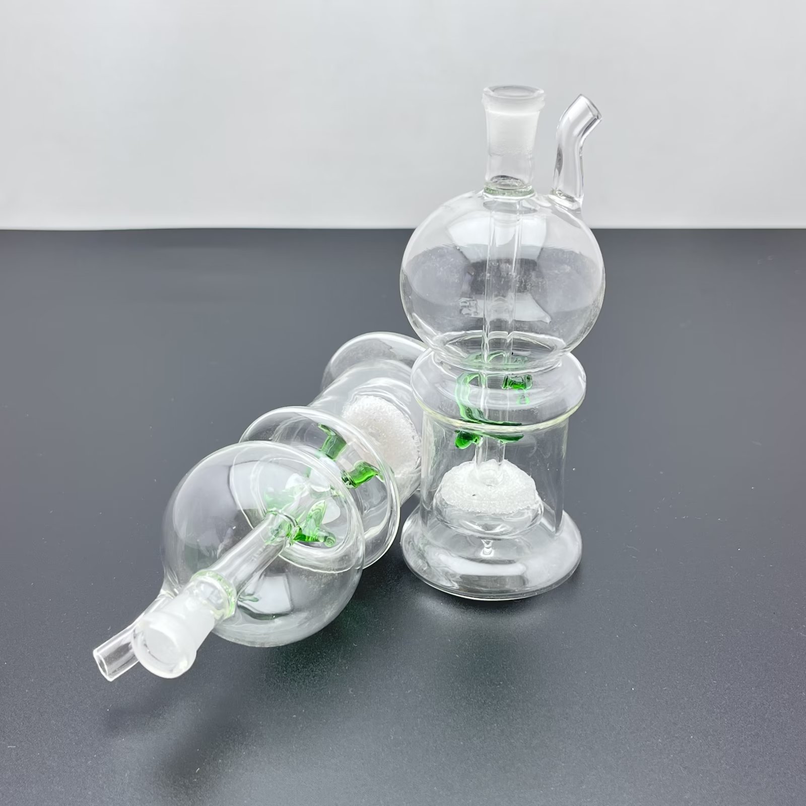 Pipa da fumo Mini bong in vetro narghilè Forma metallica colorata Classica mela superiore e inferiore Nucleo di sabbia Bottiglia di fumo d'acqua in vetro con buone prestazioni di filtrazione