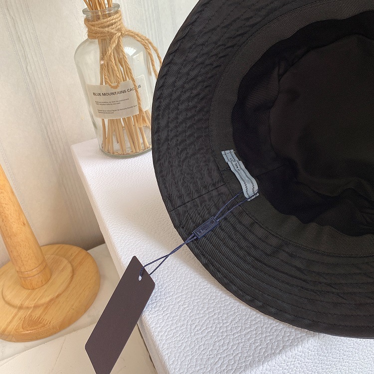 Monterade hattar hinkar hatt designer kepsar geometriska brev visir strand mössa för män kvinnor stora huvud 7 färg justerbar storlek 56-58 cm rent bomullsmaterial svart