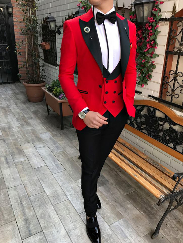 Mężczyźni garnitury 3 sztuki Slim Fit Suits Groom Champagne Grey White Tuxedos do formalnego garnituru ślubnego Blazerpantsvest 220817