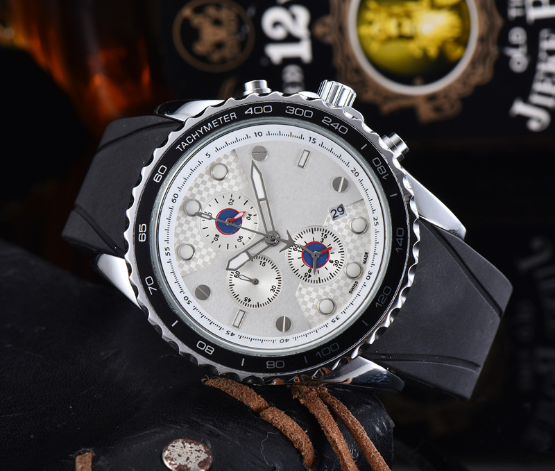 Men Watches 44MM Multi-function Dial Manual Scanning Quartz Movement Chronograph Stopwatch Stainless Steel Making Fashion Men's wristWatches