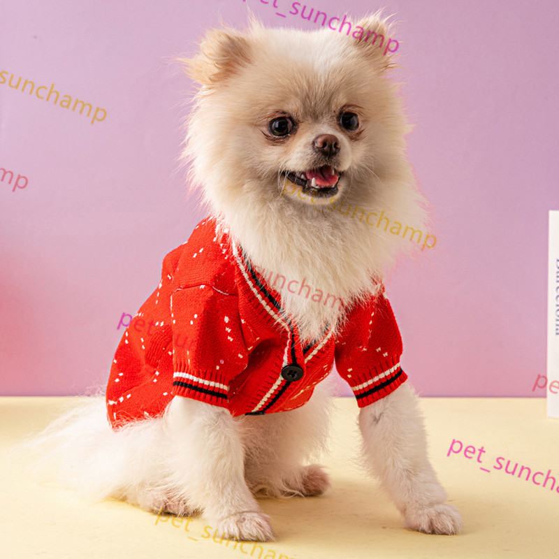 Fashion V Neck Pets Cardigan Coat Dog Apparel High Elasticity Pet Sweaters Winter Fall Knit Jacket Letters Jacquard Teddy Sweater