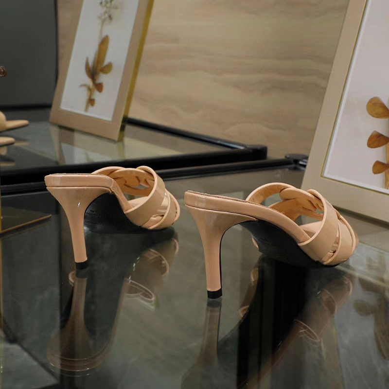 새로운 여성의 하이힐 슬리퍼 디자이너 가죽 섹시한 여름 스틸레토 샌들 스트링 콤비네이션 패션 파티 신발 디자이너 힐 높이 6.5cm 상자