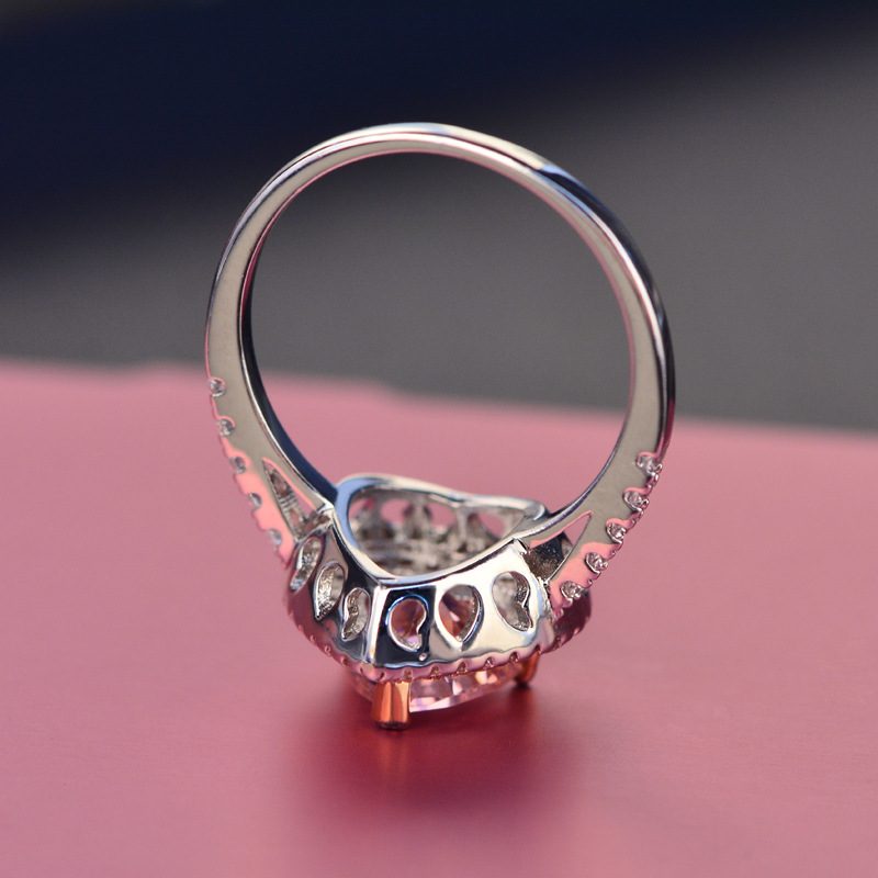 Trendy Pink Diamond Heart Rings Luxury Women's Jewelry for Wedding Designs