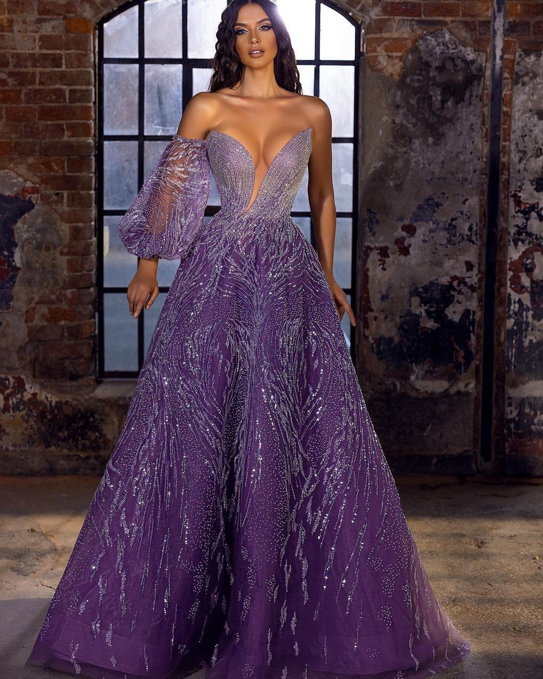 Stylish Purple One Shoulder Prom klär en linje Kristaller Aftonklänning Custom Made Sequined Lace Floor Length Women Celebrity Party klänning