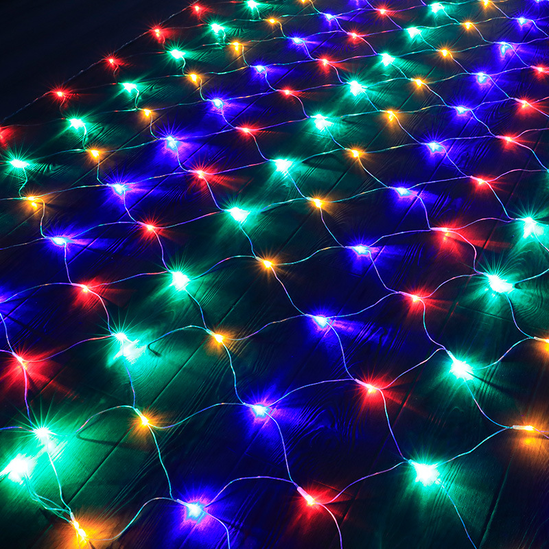 Luci a rete a LED ad energia solare Copertura 2x3M 4x6M con 8 modalità la decorazione dell'albero di Natale delle fate