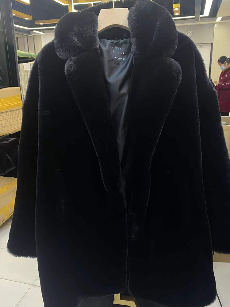 카운터 품질의 겨울 유행 및 분위기의 모든 일중 옷깃 텍스처 모방 모피 효과 따뜻한 재킷 플러시 코트 220822