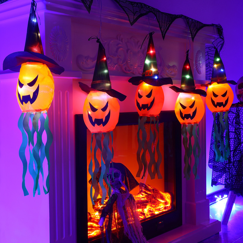 Altre forniture feste festive Zucca LED Decorazione di Halloween Luce lampeggiante Gypsophila Ghost Festival Dress Up Cappello incandescente Lampada Decor Hanging Lantern 220826