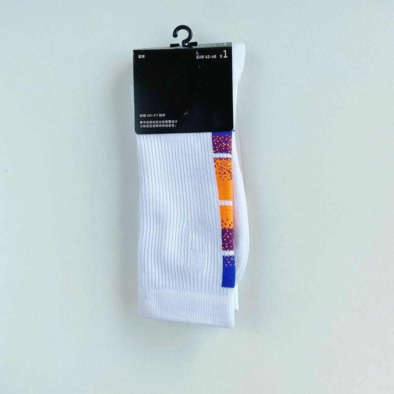 Chaussettes de basket-ball professionnelles Bas mi-tube pour hommes Bas de serviette épaissi haut de gamme Pression de combat réelle Crochet de sport Bas respirant