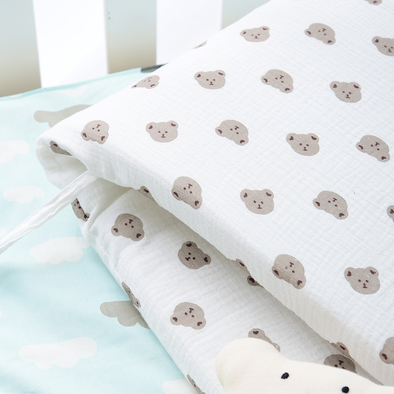 Bed Rails Bear Pattern Baby Crib Bumper For borns Soft Cotton Bed Bumper Detachable Zipper Baby Room Decoration Infant Cot Protector 220826