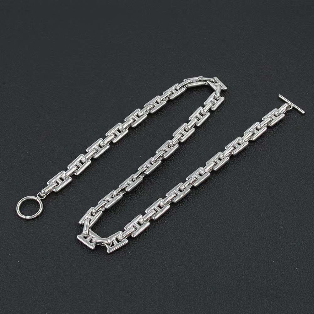 Nuevo collar de cadena de carácter japonés de acero de titanio para mujer ins hip-hop cadena de clavícula de nicho de acero inoxidable accesorios simples