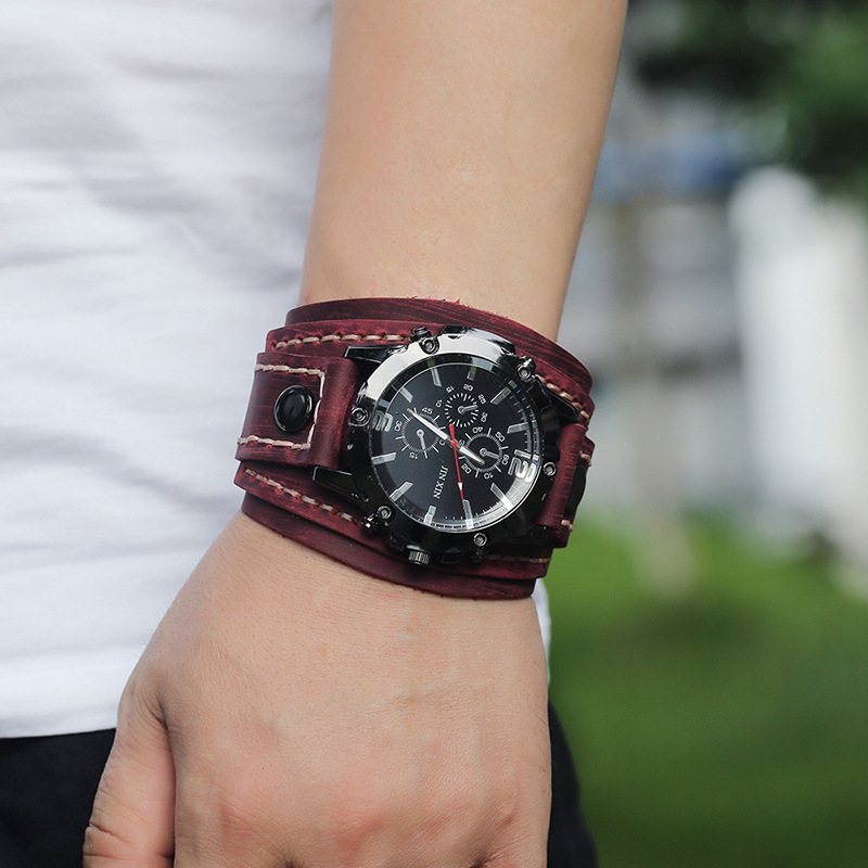 腕時計メンズクォーツ時計ジェシングシングショー豪華な腕利院時計時計バンドパンクスタイルの男性用本物の革のブレスレット220826