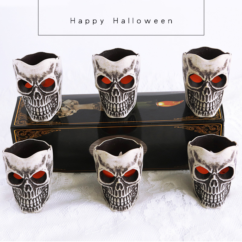 Otros suministros para fiestas de eventos 2 piezas Luces de velas de calavera de Halloween con batería Luz LED descolorida con soporte de calavera para decoración de barra de tienda de oficina en casa de Halloween 220829