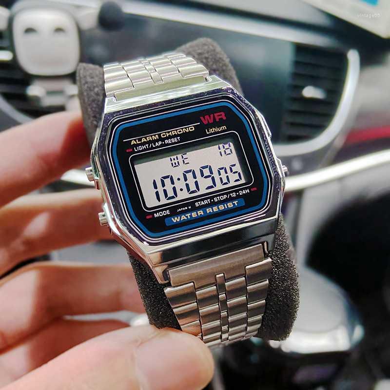 腕時計F91Wスチールストラップ女性のための男性ヴィンテージLEDデジタルスポーツ時計カップル電子リストバンドレディースGIF254G