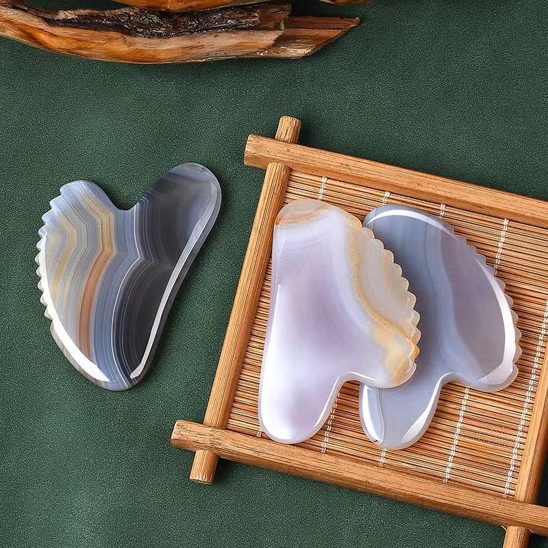 Factory Price Facial Massager Skin Care Tools Natural Jade Gua Sha Scraper Board Anti aging Therapy Crystal Rose Quartz Gua Sha with Teeth Beauty Product