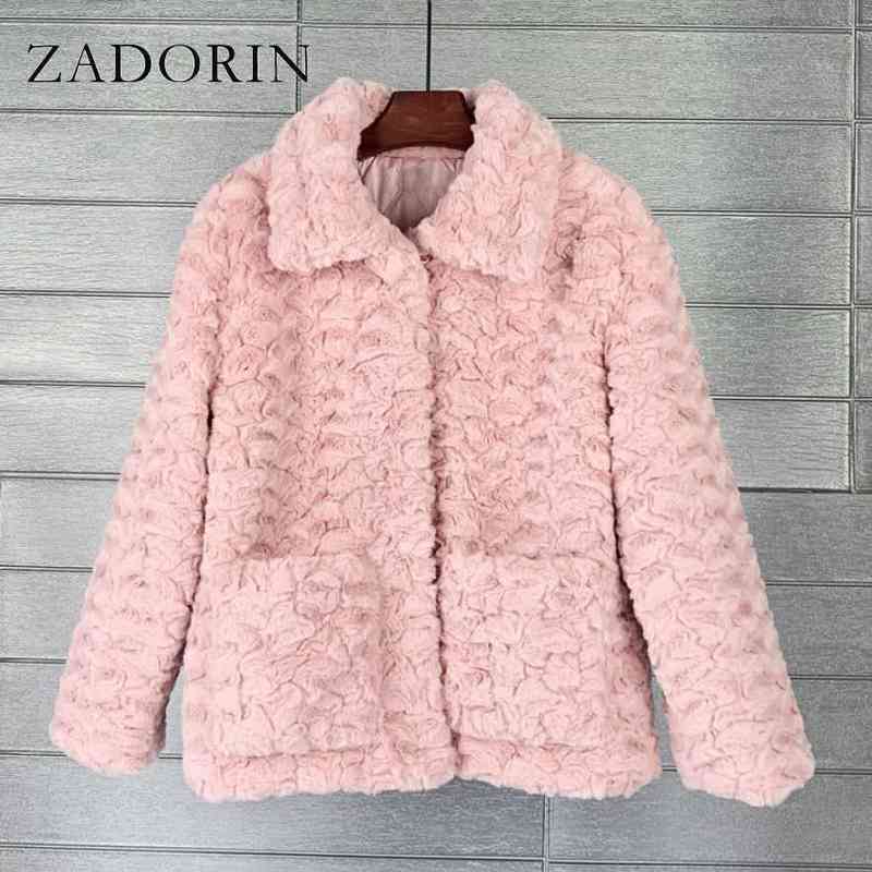 Pelliccia da donna Zadorin Moda coreana Solido inverno Colletto con bavero Goffratura Pelliccia sintetica di coniglio Donna Dolce caldo rosa peloso Teddy Jacket L220829