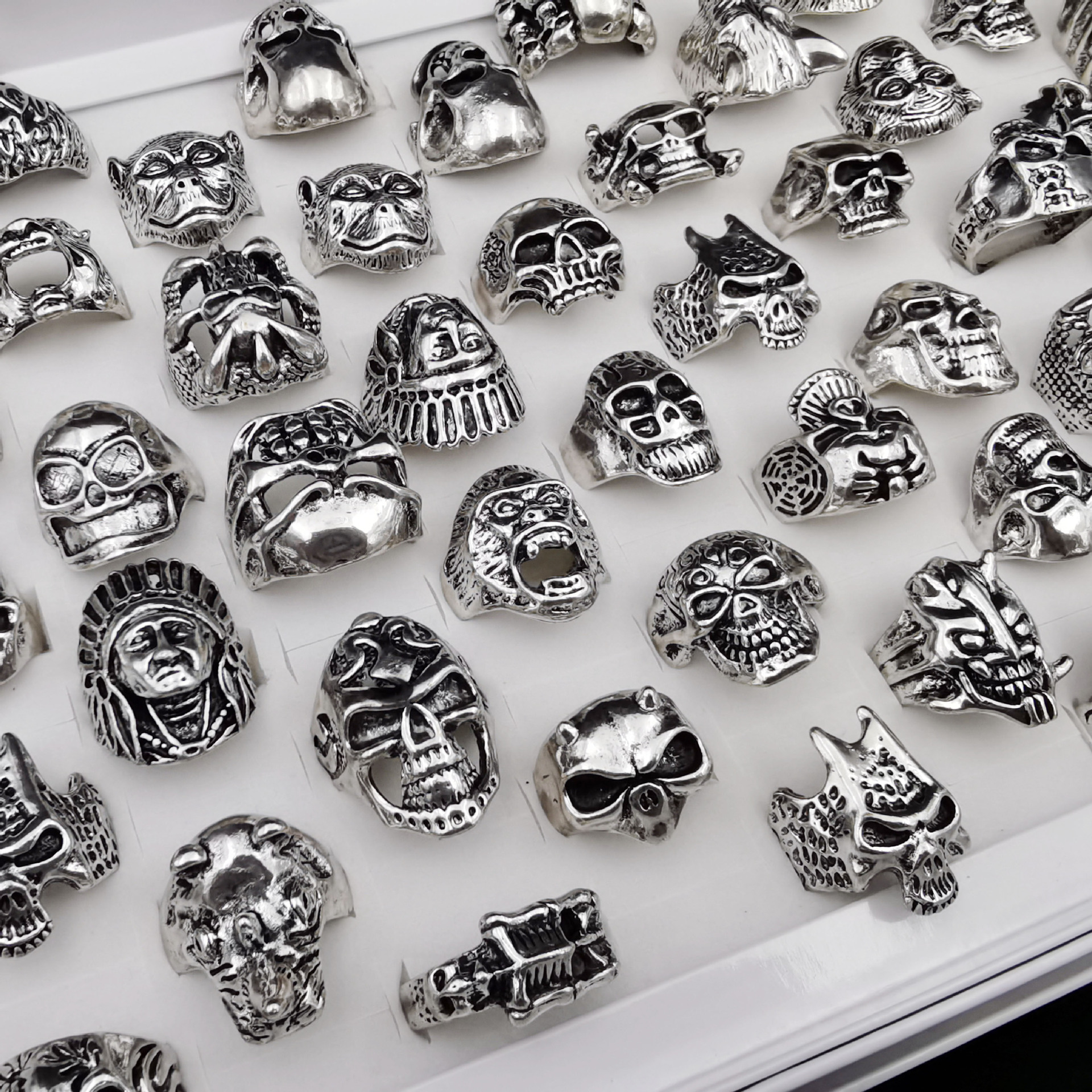 Gothic Big Skull Ring Men Man Imitation Stainless Steel Hip hop Vintage Jewelry Mixed style size