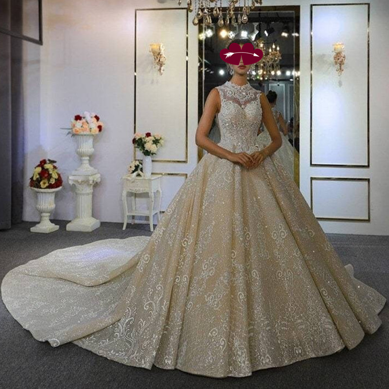 Abiti da sposa con scollo alto e collo alto con scintillii modesti Sweep Train Eleganti senza maniche con perline in cristalli Corsetto sul retro Abiti da sposa Vestidos