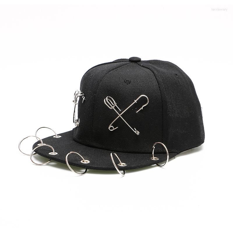 Cappellini con sfera stile punk nero cappelli hip-hop genitore-figlio tendenza spilla rivetto nappa baseball uomo donna sfilata di moda di strada casual173B