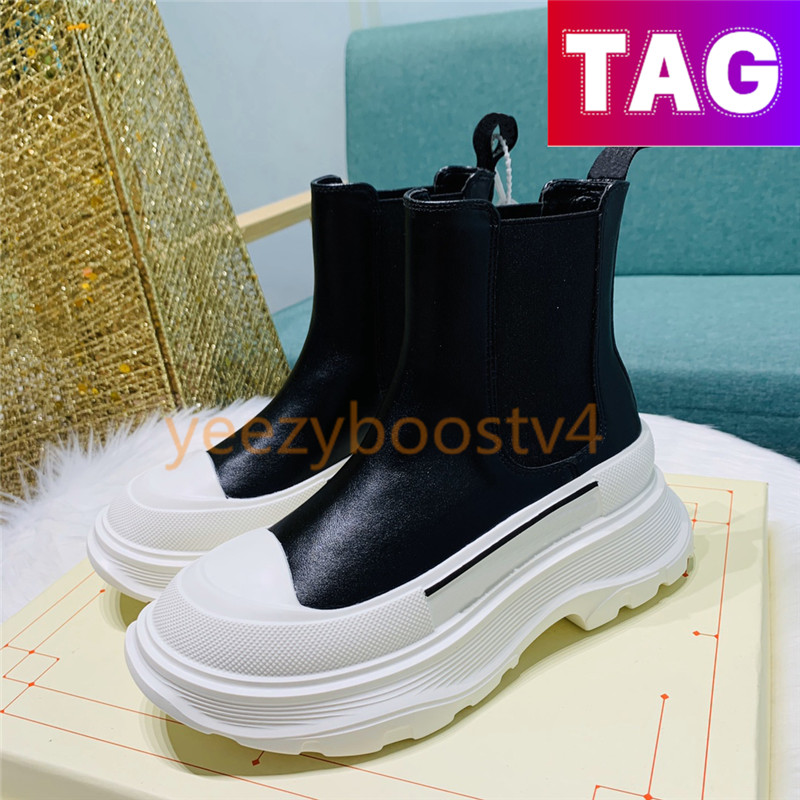 Diseñador Botas Slick Boots para mujer Plataforma de moda Plataforma de moda Boot de tobillo Triple Black White Canvas Royal Blue Magnolia Canvas Luxury Women Sneakers