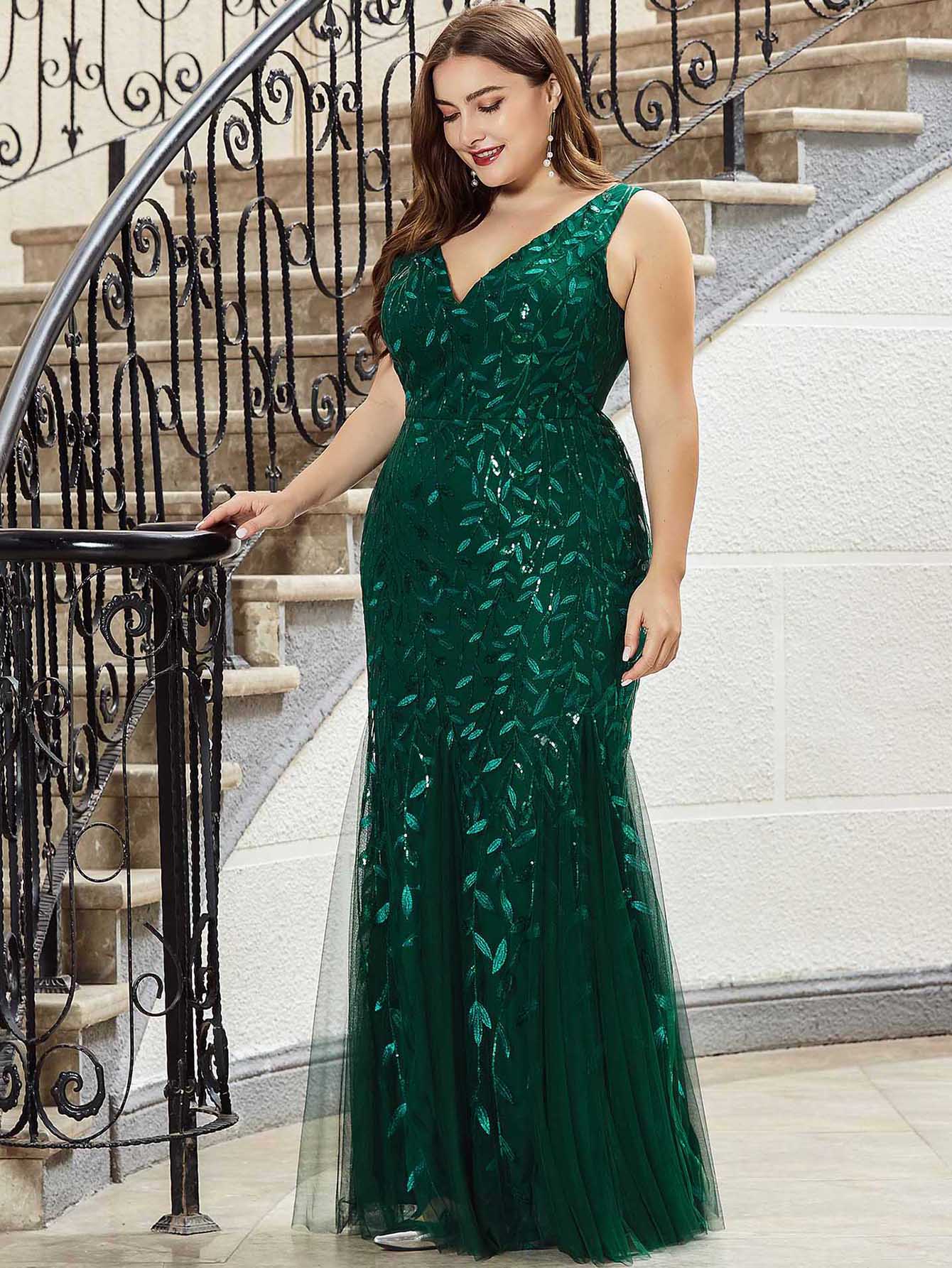 Потрясающие охотники плюс вечерние платья Deep V Sece Restmaid Appliqued Prom Honeds Sequined Пол длина часа для часа особенного случая платье