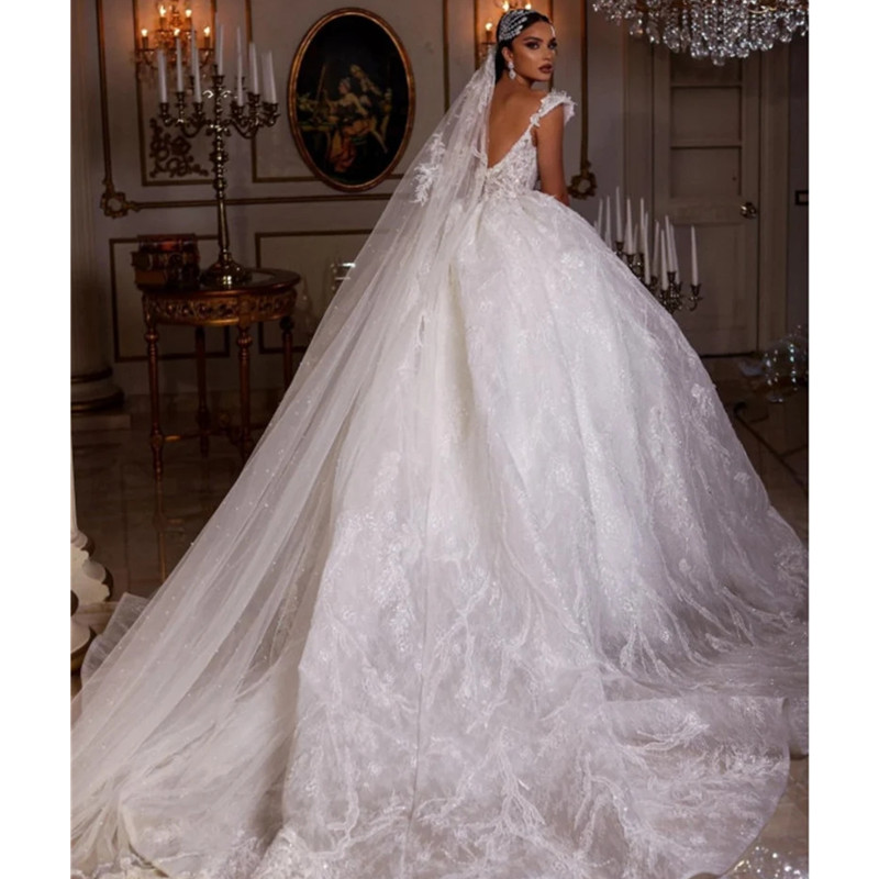 Modest Ball Gowns Wedding Dresses Sweetheart Neck One Shoulder Belt Crystal Bridal Gowns Sweep Train