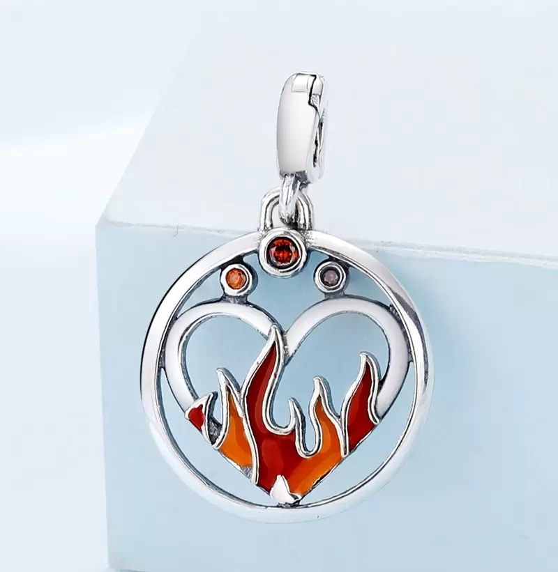 925 Sterling Silver ME Styling Fire Inside Medallion Charm Bead Uniquement Convient Européenne Pandora Me Type Bijoux Bracelets Colliers