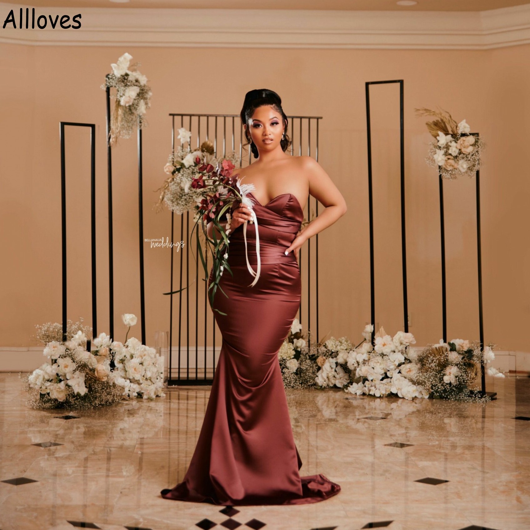 Sexy Slim Off The Shoulder Burgundy Bridesmaid Dresses Elegant Satin Ruched Plus Size Maid Of Honor Gowns Sweep Train Mermaid Wedding Guest Prom Party Dress CL1534