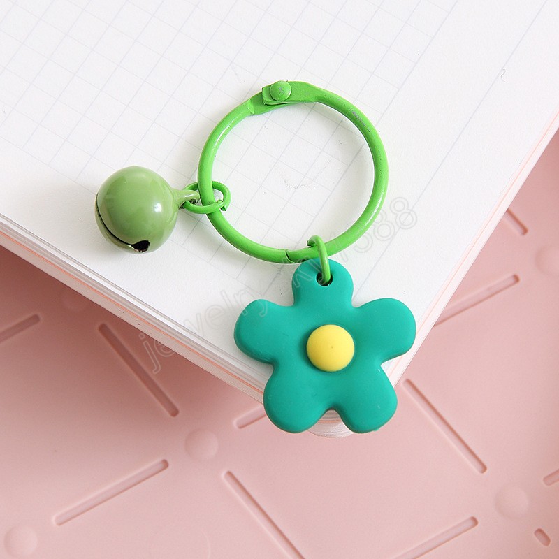 Cute Colorful Resin Flower Keychain With Bell for Women Girl Keyring Cartoon Charm Bag Pendants Car Key Chains