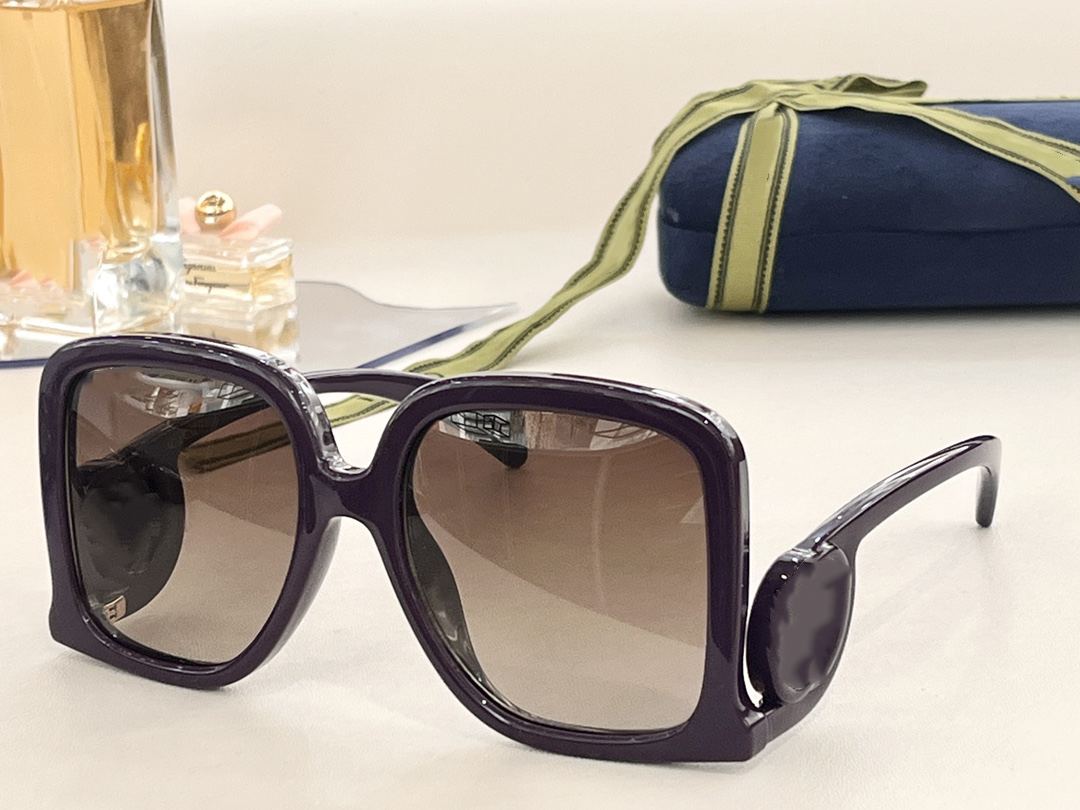 Горячие винтажные летние дизайнерские солнцезащитные очки для женщин мужчины ретро -квадрат Большие рамные очки для всех видов лиц буквы