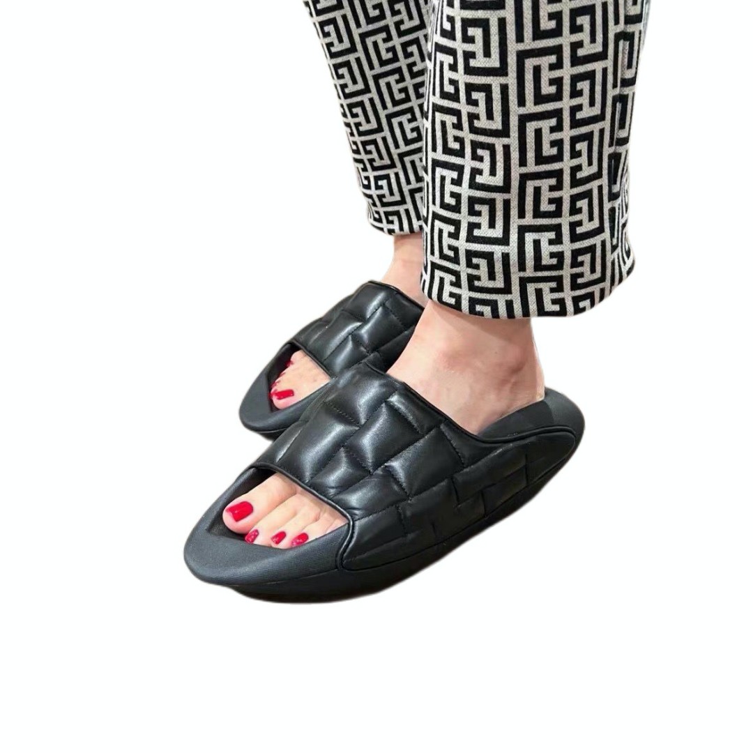 Nya tofflor Herr- och kvinnors h￶jdplattform Br￶dskor L￤der ￖppen Toe Flip Flops Solid Color Runy Pointy Outwear Sexig 35-44