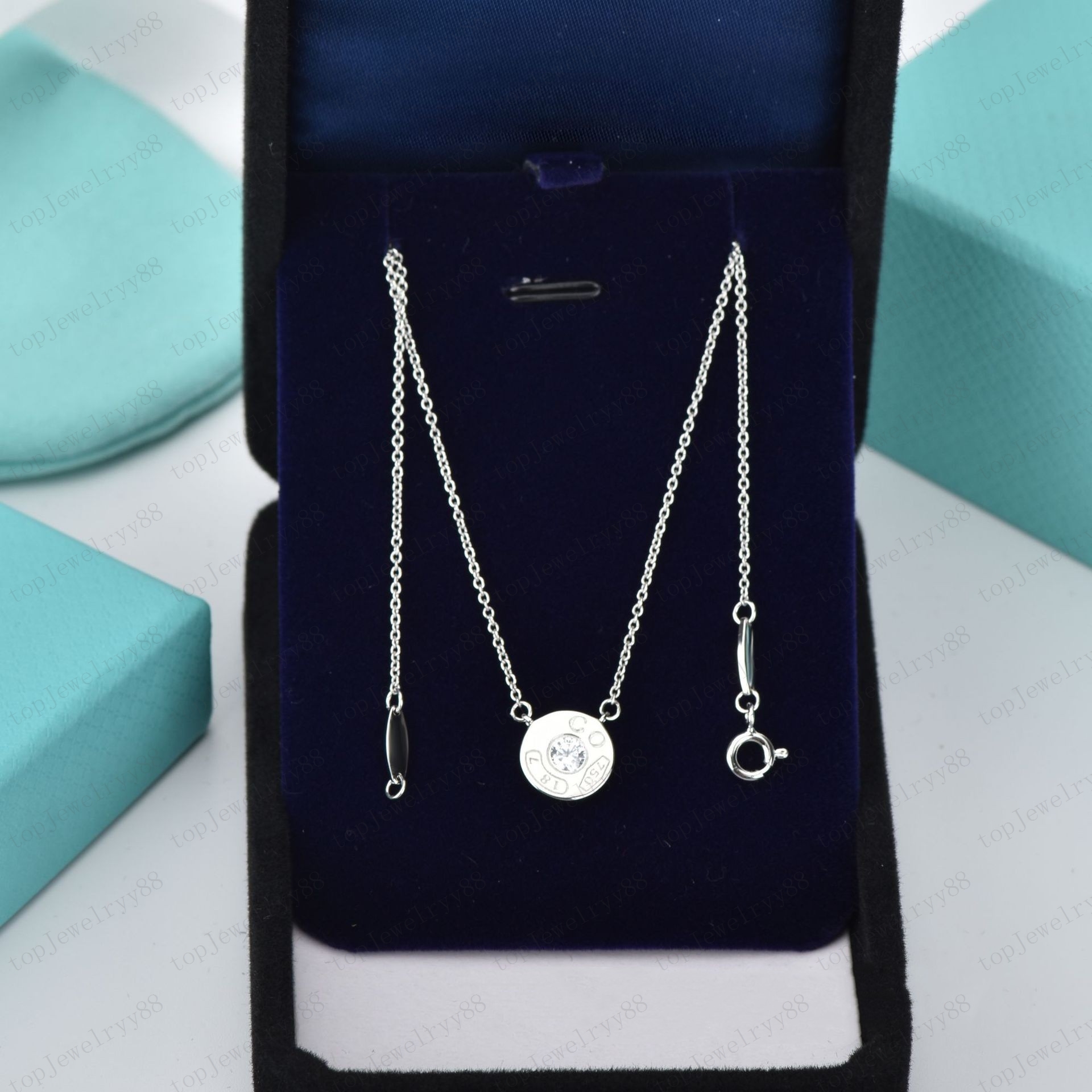 Luxury Roman numeral necklace female stainless steel couple diamond pendant designer neck jewelry Christmas gift whole with bo227T